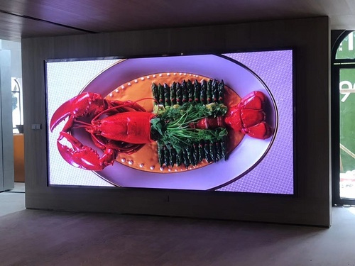 武漢市光谷南山府室內(nèi)P2.5全彩屏