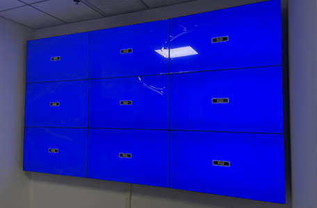 徐東拼接屏室內(nèi)46寸拼接屏